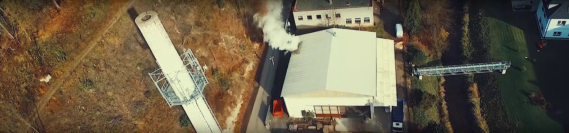 proces výroby pelet lisováním.